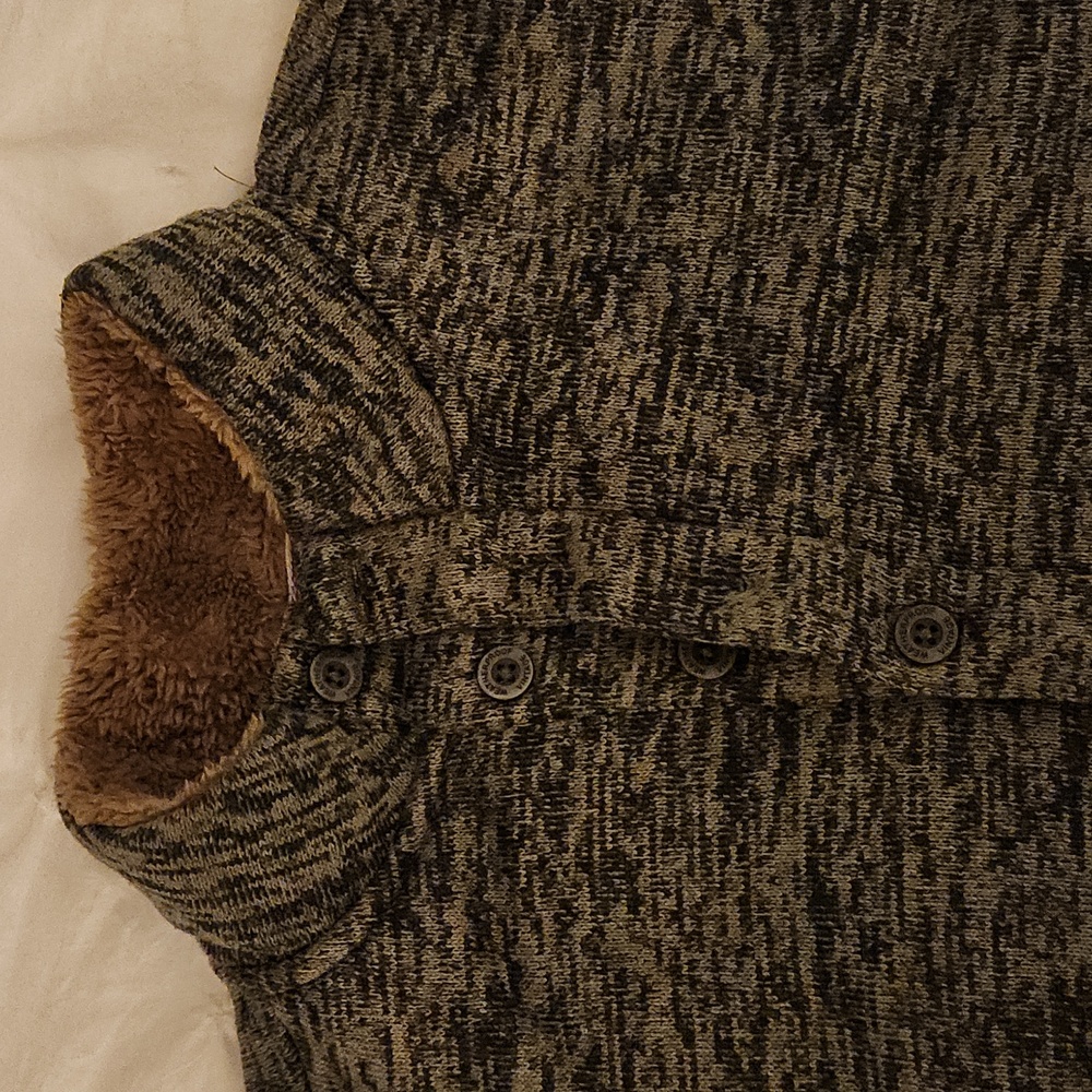 Green Quarter Button Sweater - Picture 4 of 6